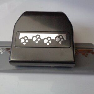 EK Success Paper Punch Border Pawprints